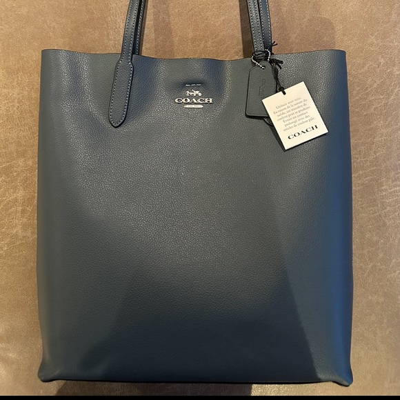 Authentic Coach blue denim leather shoulder tote bag new with tags - Picture 2 of 7